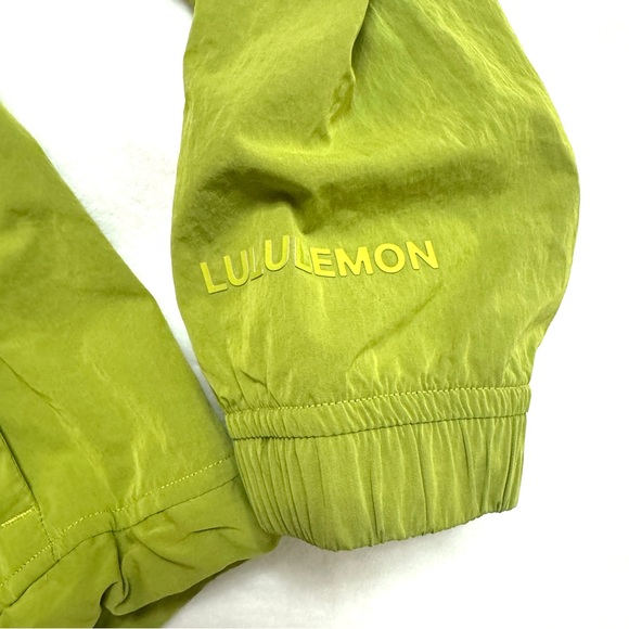 Lululemon sz 2 Lime Green Nylon Rain Jacket Amarillo Prescio Hooded Zip - Picture 5 of 7